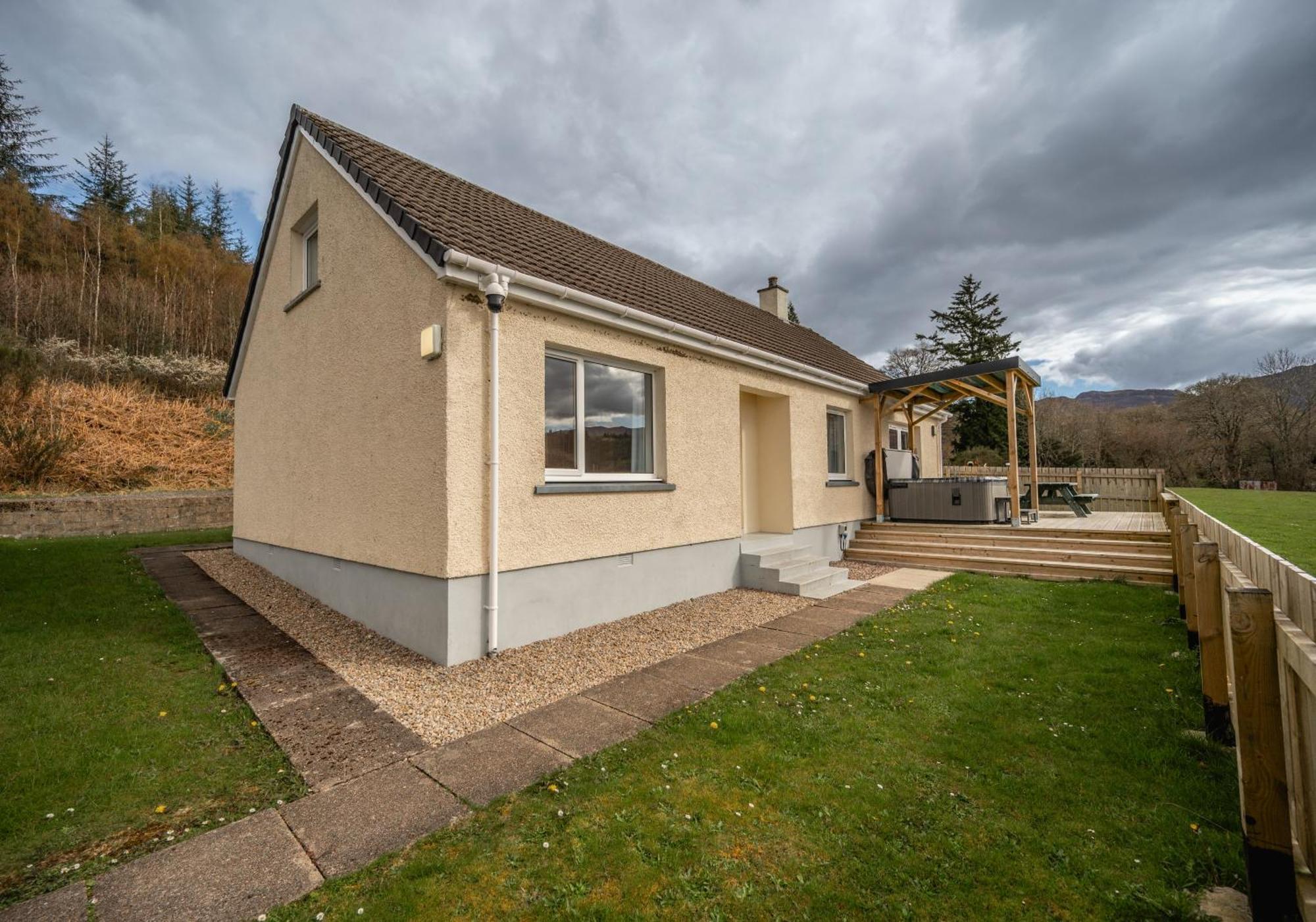 Loch Ness Cottage Fort Augustus Esterno foto