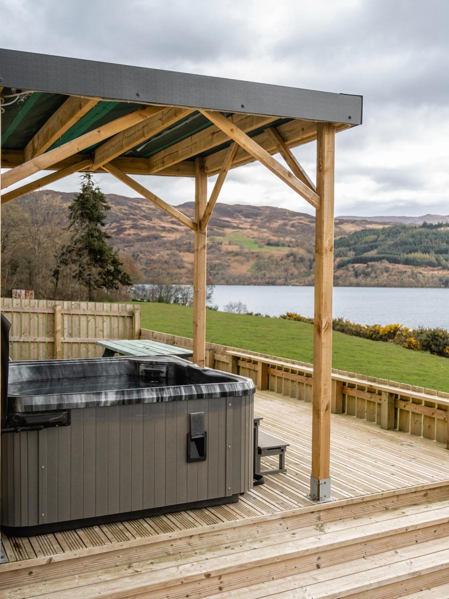 Loch Ness Cottage Fort Augustus Esterno foto